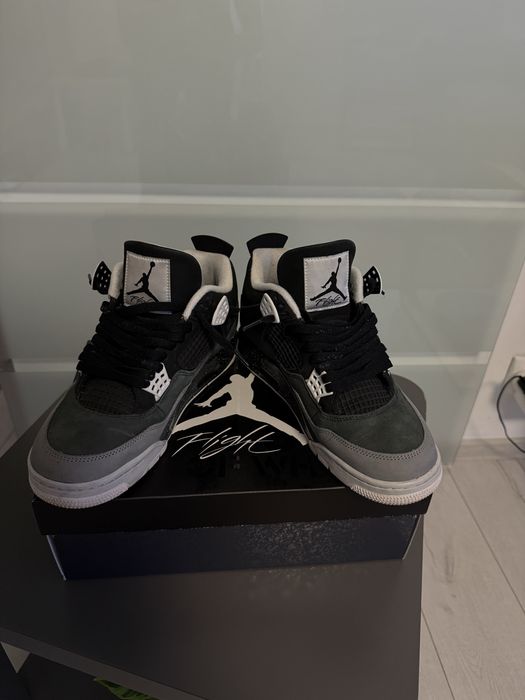 Jordan 4 Retro Fear