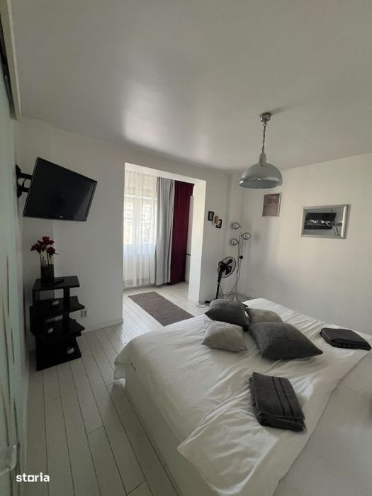 Apartament 3 camere Centru - zona pietonala, modern