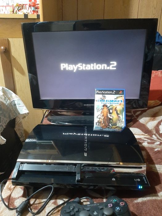 Vând PlayStation 3 fat Backwards Compatible ps1 ps2 ps3 în stare bună
