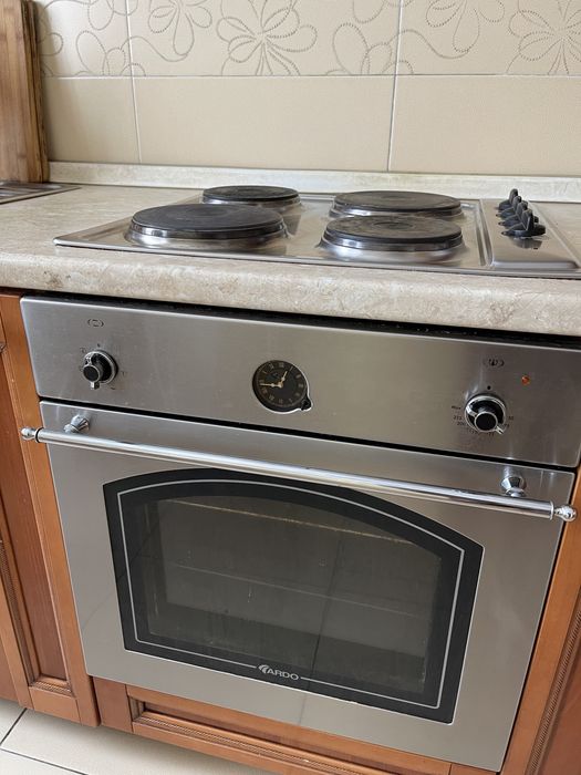 Продам духовку