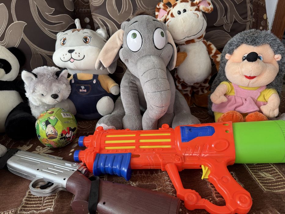 Игрушки состояние хорошее