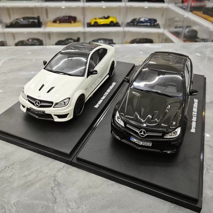 Mercedes Benz W204 C63 AMG Original 1:18 Limited Edition