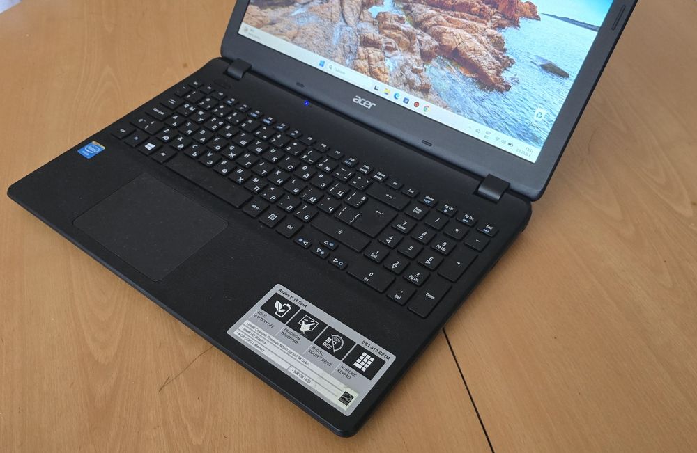 Acer E15 -ES1-512-81M