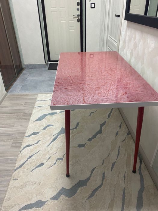 Продается стол 120*70