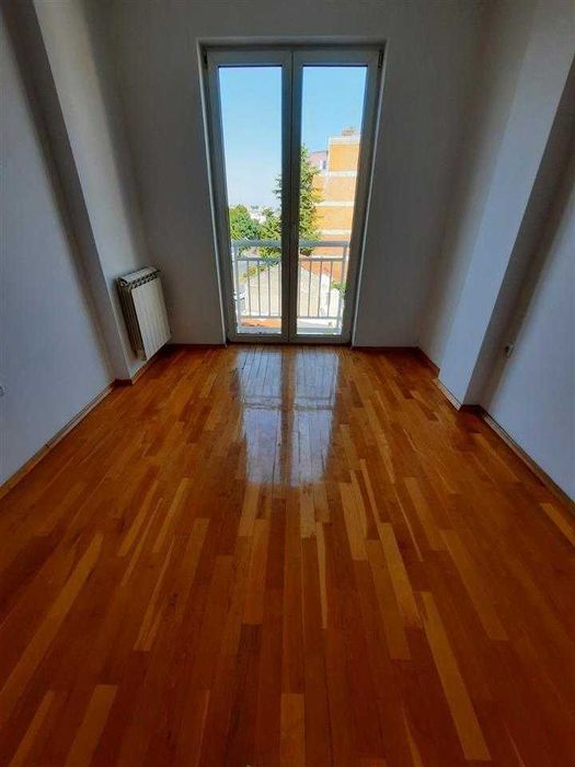 Дава се под наем Тристаен апартамент в Пловдив, Въстанически - 87 кв.м за 331.5 € - Снимка #3