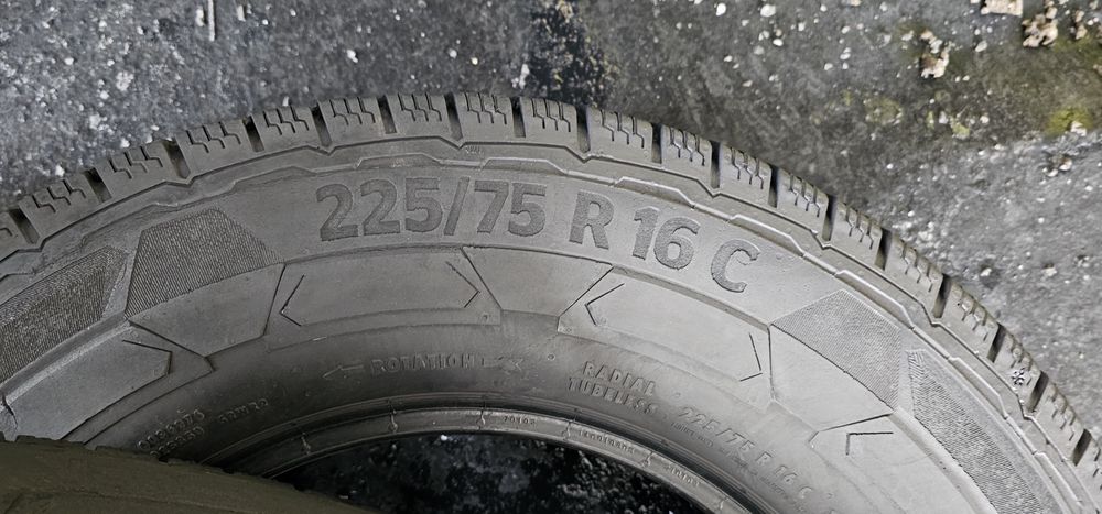 225 75 R 16 C Continental Iarna