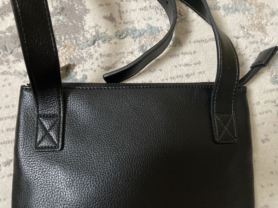 продам барсетку от Armani