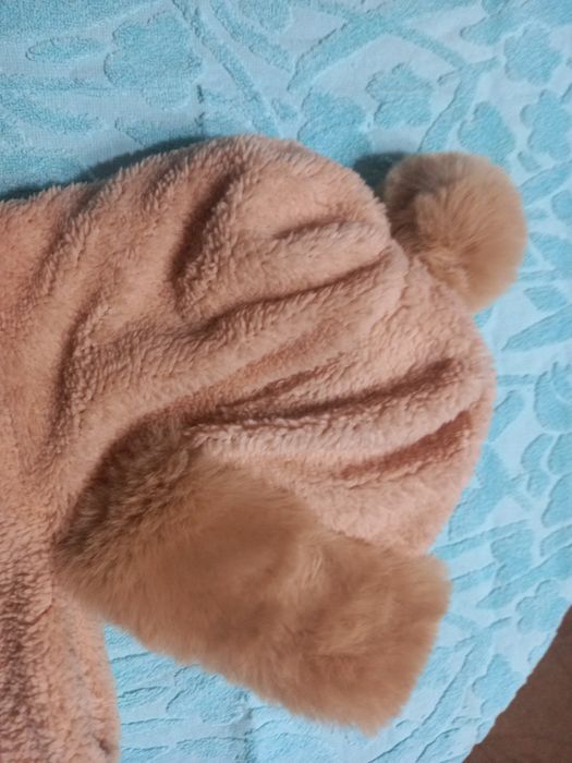 Продаётся  шапка и снуд( балаклава)