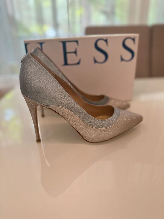 Дамски обувки Guess