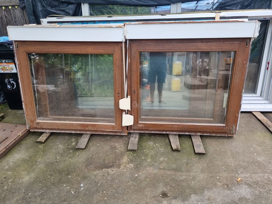 Geamuri termopan din pvc si lemn stratificat