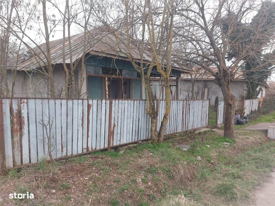 De vanzare Teren 1085 mp cu casa demolabila, Padureni, com. Buturugeni