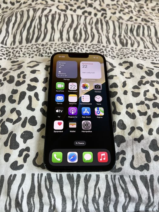 Айфон 13 в хорошем состоянии