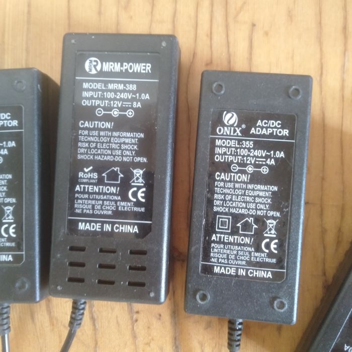 Блок питанич 12 v