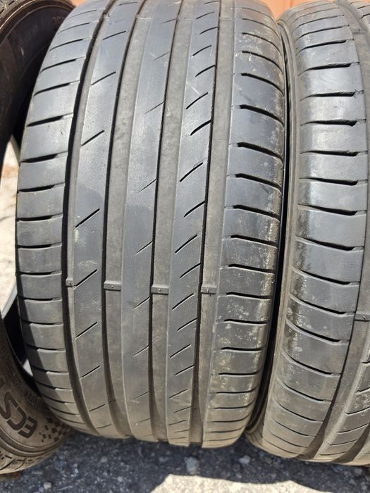 4 бр. летни гуми 255/45/18 Kumho DOT 4118 2x5,5-6 mm 2x4-4,5 mm