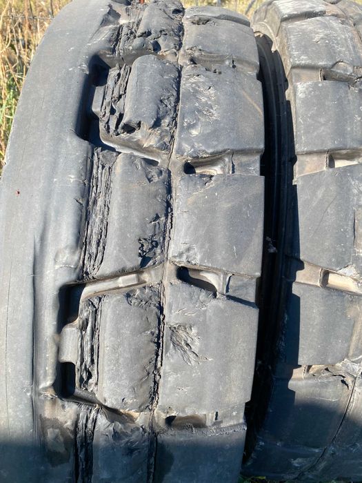 Anvelope industriale 1200 r20