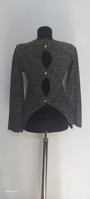 Bluza neagra dama cu fir auriu, mas S