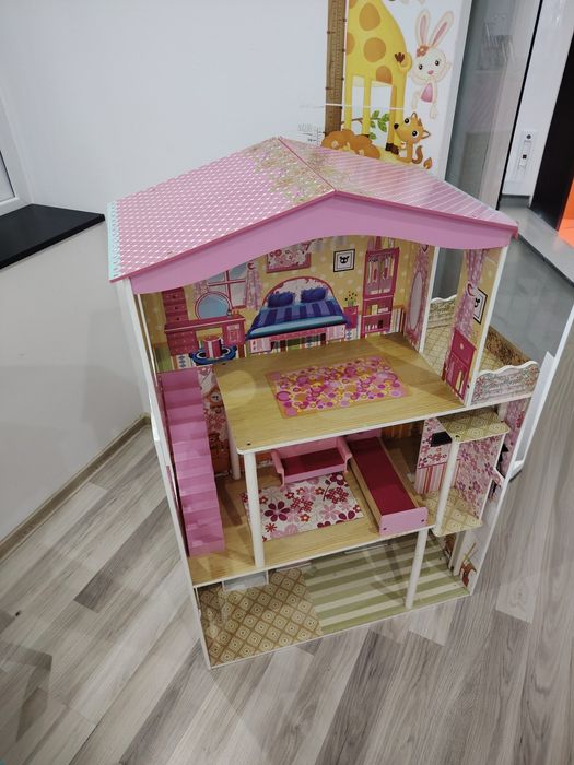 Casa mare  lemn păpuși +mobilier