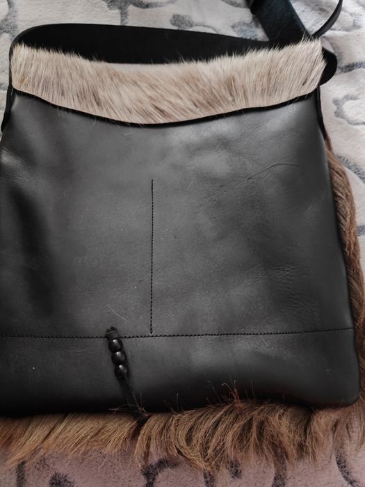 Ръчно изработена чанта от козя кожа