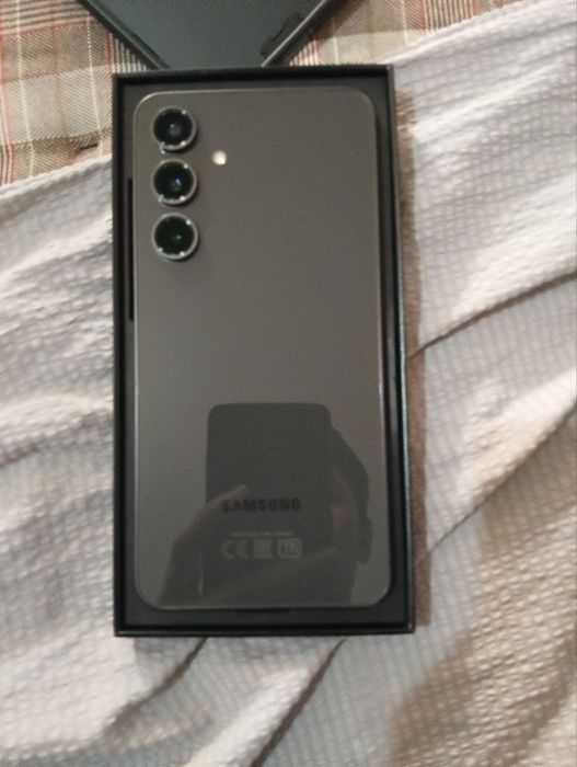 Samsung  S24 FE Srochno