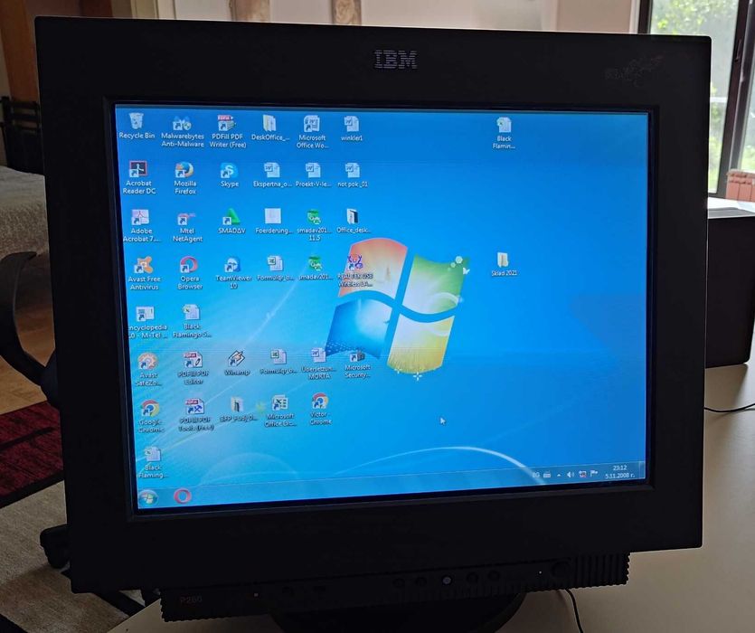 IBM P260 / Sony FD Trinitron 21" CRT монитор – Japan