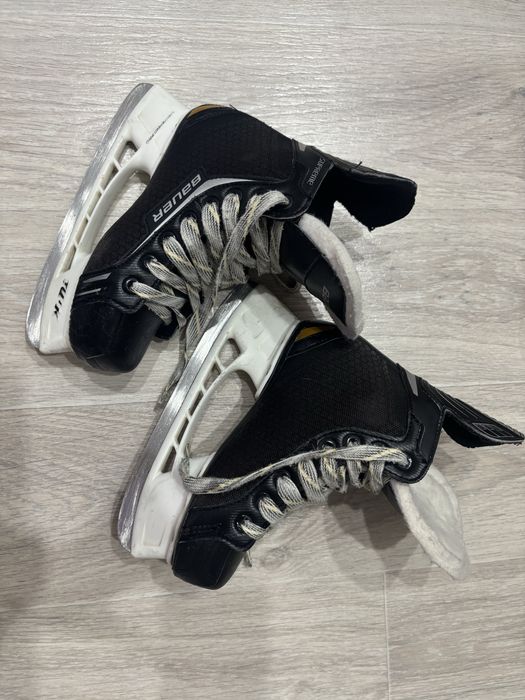 Продам коньки р 35