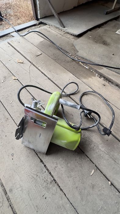 Продам плиткарез