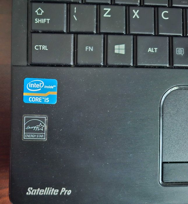 TOSHIBA PRO лаптоп, Inter core I5