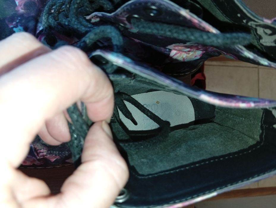 Ghete dama primăvară