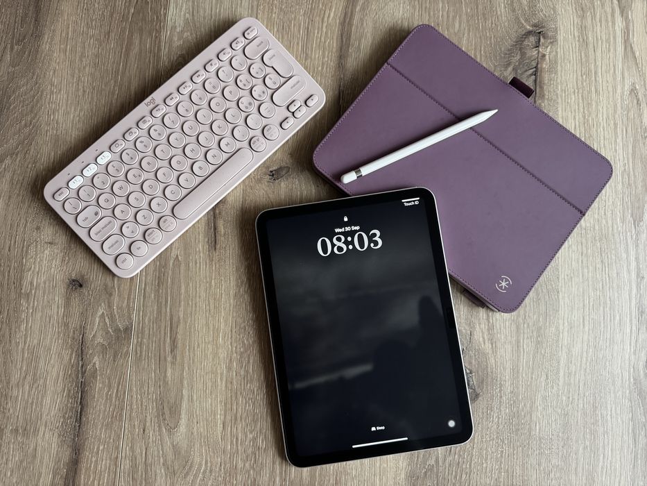 iPad 10 (256GB) Wi-Fi Silver + Apple Pencil 1 + Адаптер + Клавиатура Logitech K380s