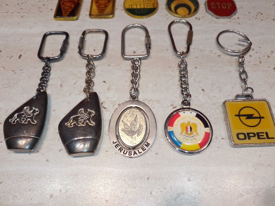 Brelocuri diverse anii ”60 - ”70