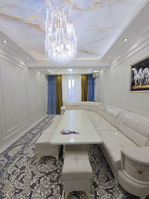 4х комнатная на 2 этаже вдоль дороги!