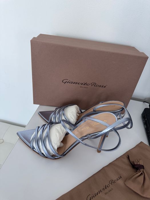 Gianvito Rossi - Оригинал - Нови сандали 39