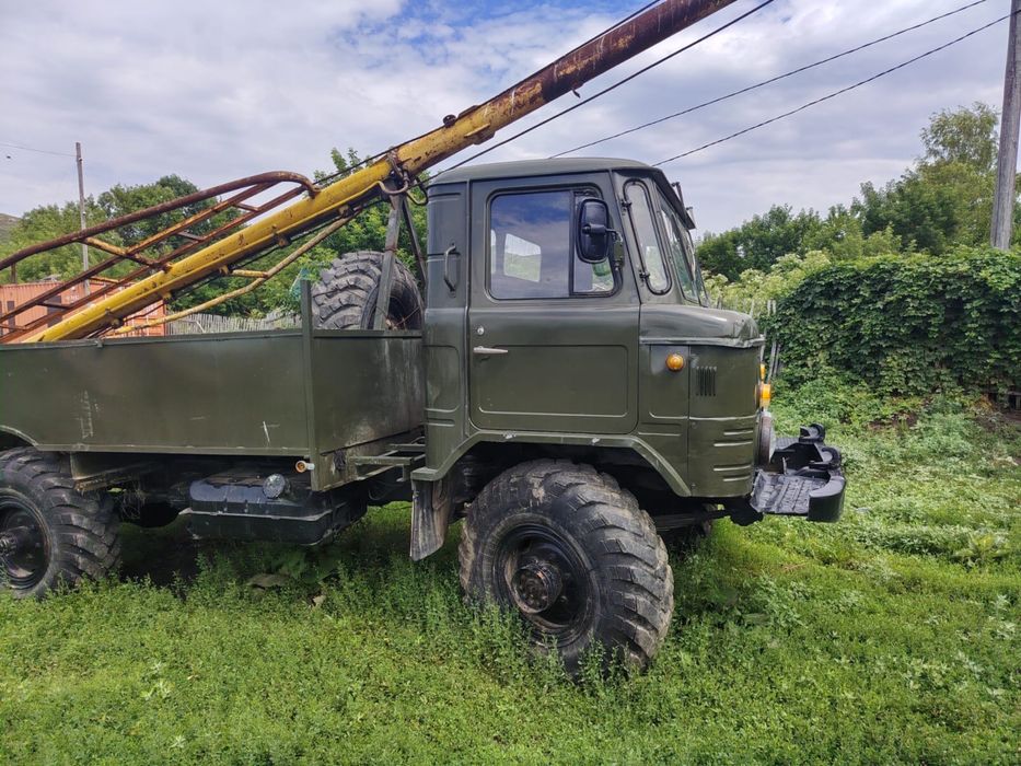 Ямобур на базе ГАЗ66