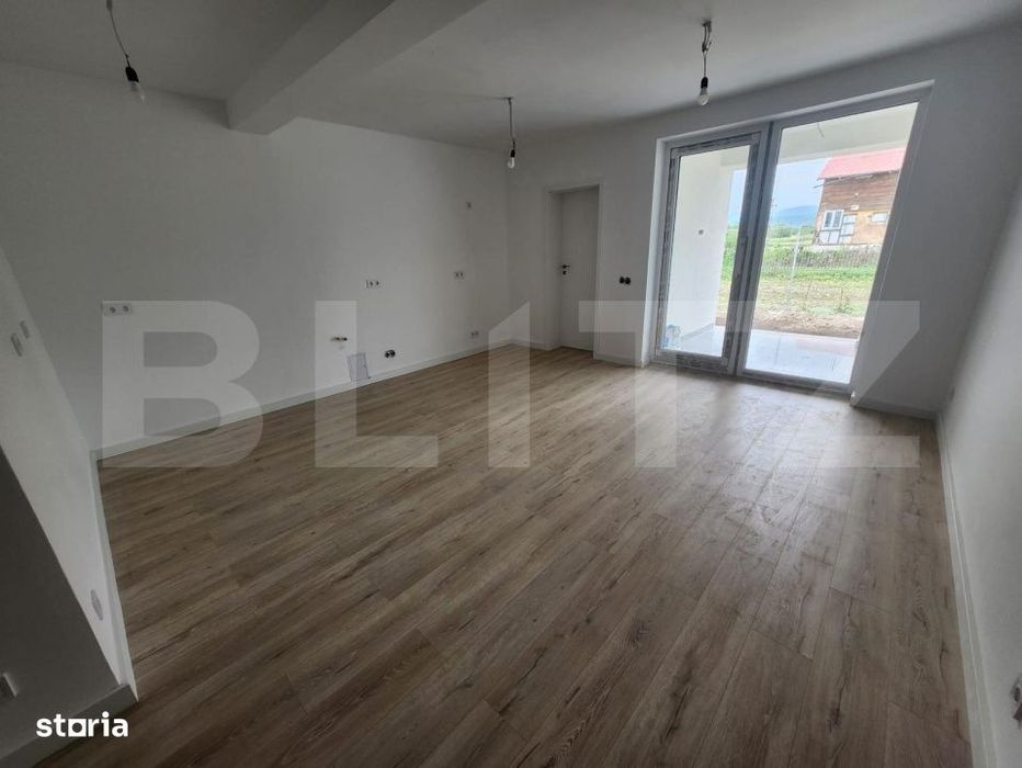 Casa de vanzare,100mp, cu 4 camere, zona Partos