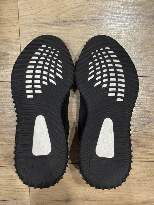 Adidas Yeezy Boost 350 V2