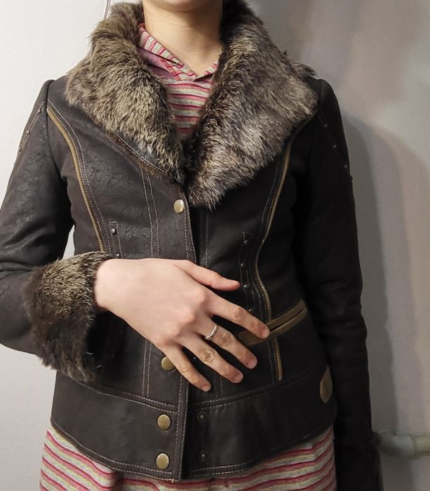 Продам весеннюю дублёнки/пальто