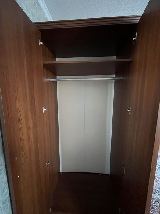 спальный гарнитур в отличном состоянии!!!