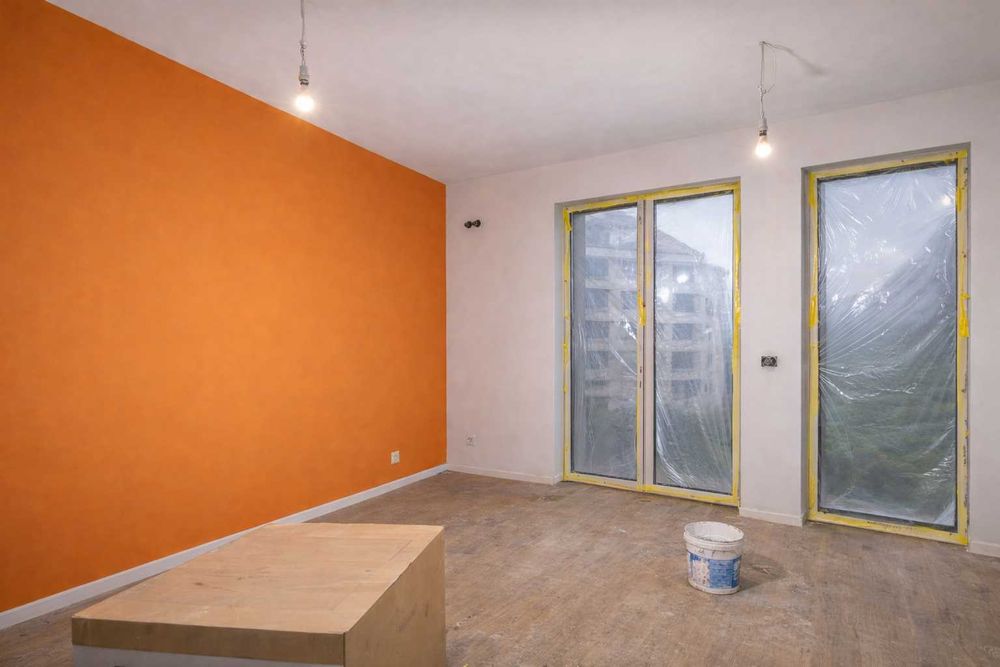 Боядисване и шпакловка на апартаменти, къщи и офиси Бургас и област