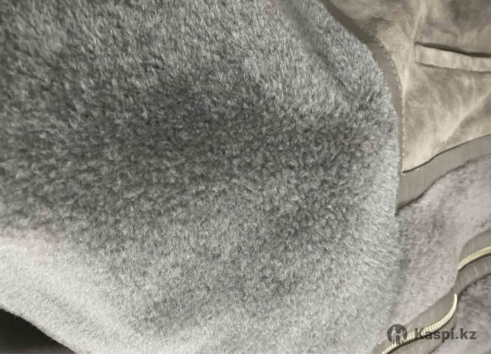 Продается облегченная дубленка