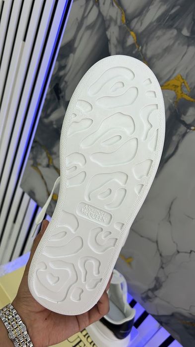 Alexander Mcqueen