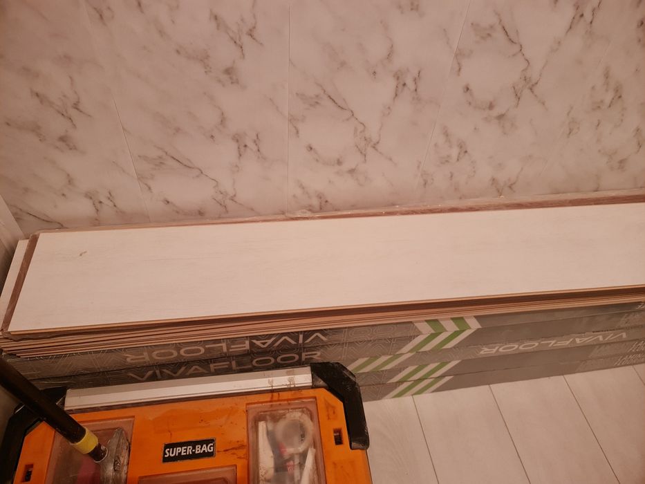 Продам ламинат новый