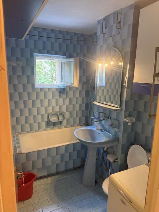 Ofer spre inchiriere apartament 3 camere