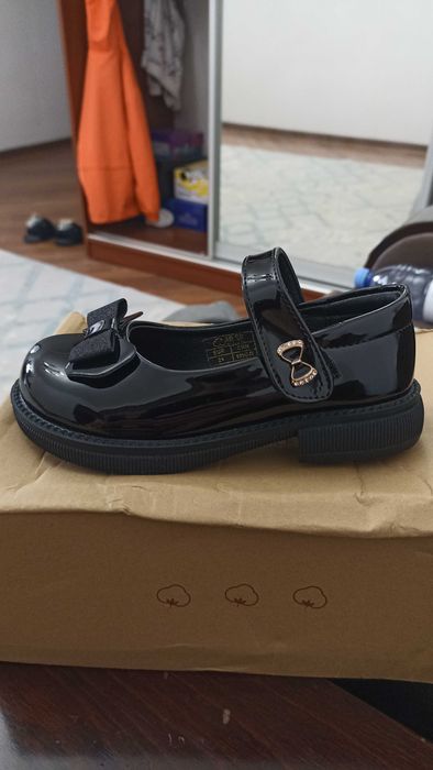 Детские туфли для девочки новые