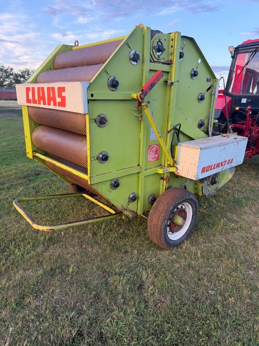 Продам Пресс-подборщик CLAAS Rollant 44