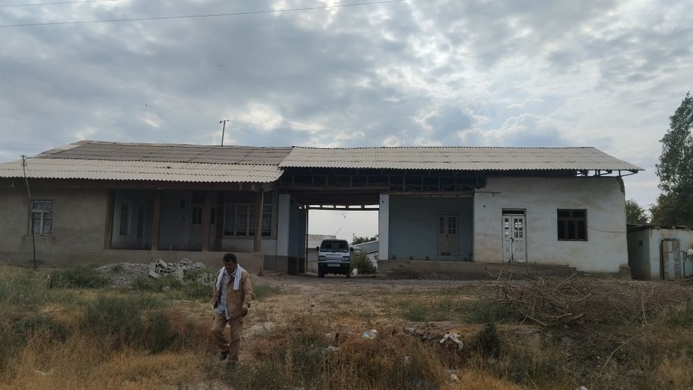 Продается дом в Янгиюльском районе