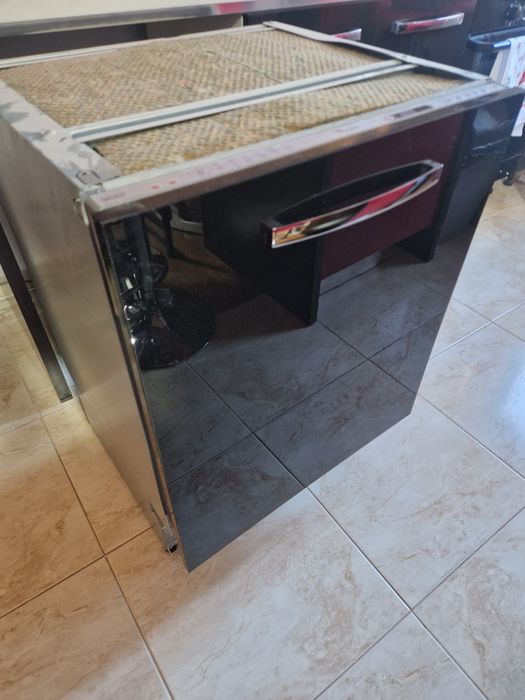 Vand masina de spalat vase