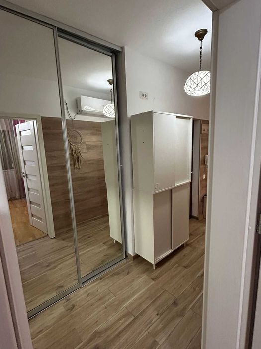Apartament cu 2 camere de închiriat - Sector 3