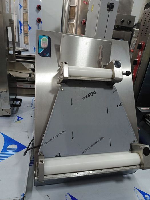 Xamir yoyadigan aparat тесто раскатки testa taskatka