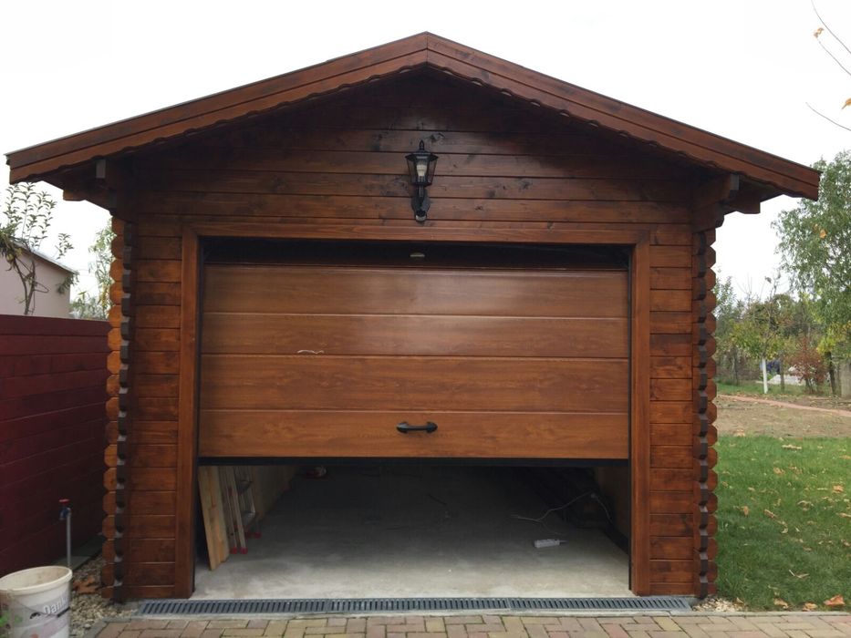 Uși de garaj secționale