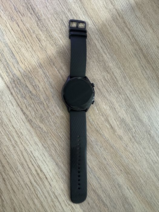 Продаю смарт-часы Amazfit GTR3